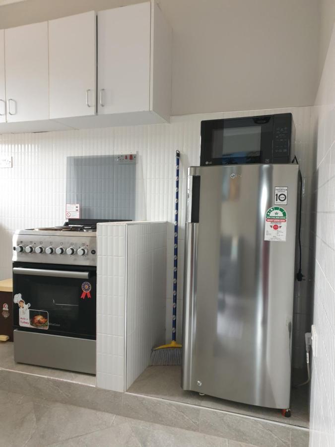Blt Suites - Furnished Apartments 坎帕拉 外观 照片